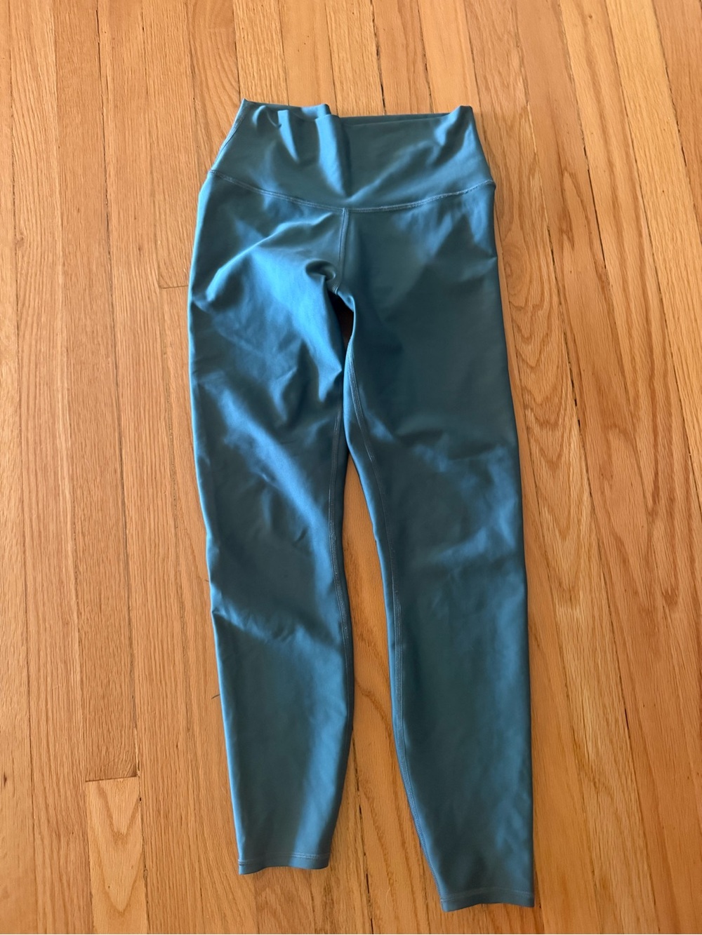 Alo air lift 7/8 legging Medium winter ivy
